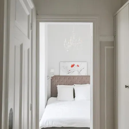 Appartamento Chic On The Champs-élysées With Ac Parigi
